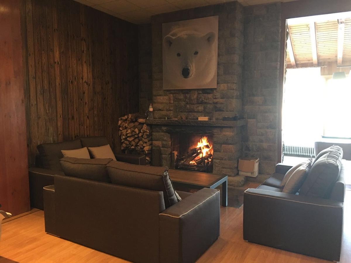 Hotel Bon Repos Bellver De Cerdanya Zewnętrze zdjęcie